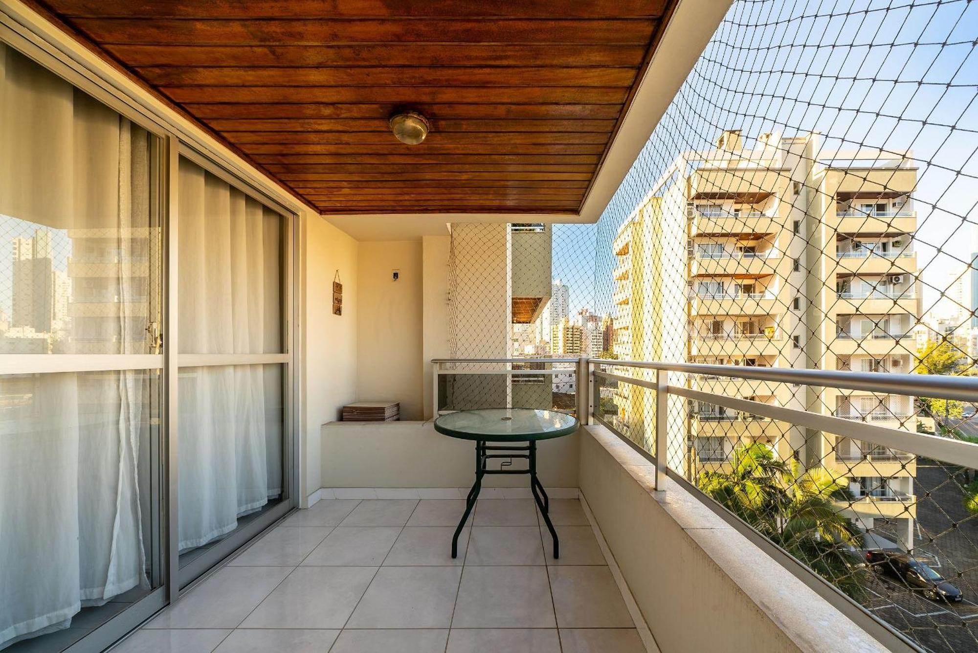Apto A 750m Da Em Jda402 Balneário Camboriú